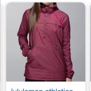 EUC Lululemon lightweight rain half zip 6